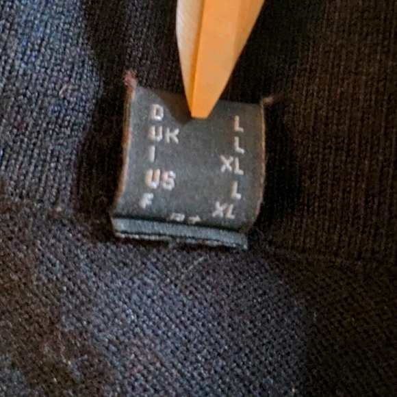 Black Short Sleeve Sweater Dress - Picture 7 of 8